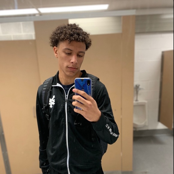 Meet your Posher, Daniel - Picture 1 of 1